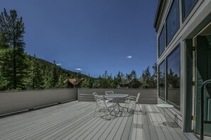 บ้านพัก, หลายเตียง, วิวภูเขา (Keystone Bristlecone Home 31) | บริเวณภายนอก