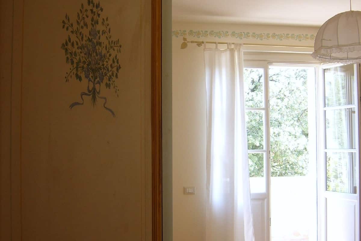 Departamento familiar, 3 habitaciones, cocina, vista a la colina | Cunas, wifi gratis y ropa de cama