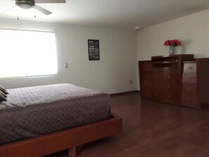 3 bedrooms, free WiFi - Casa Pinos V (Mazatlán)