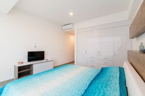 2 bedrooms, in-room safe, free WiFi