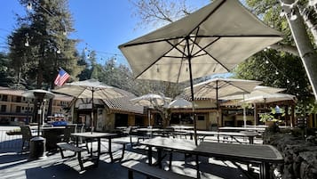 Bar (en la propiedad)