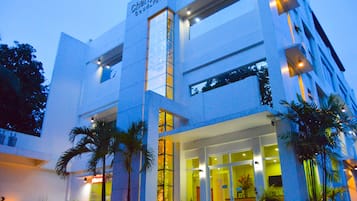 Bagian depan properti