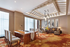 2 restaurants, breakfast, lunch served; local and international cuisine 