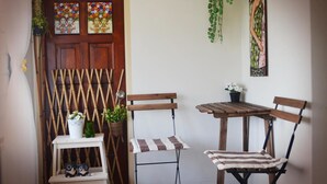 Terrace/patio - Manis-Manis Balinese Cottage (Malacca City)