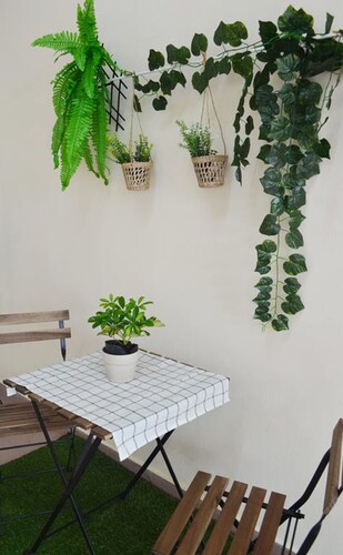 Manis-Manis Secret Garden