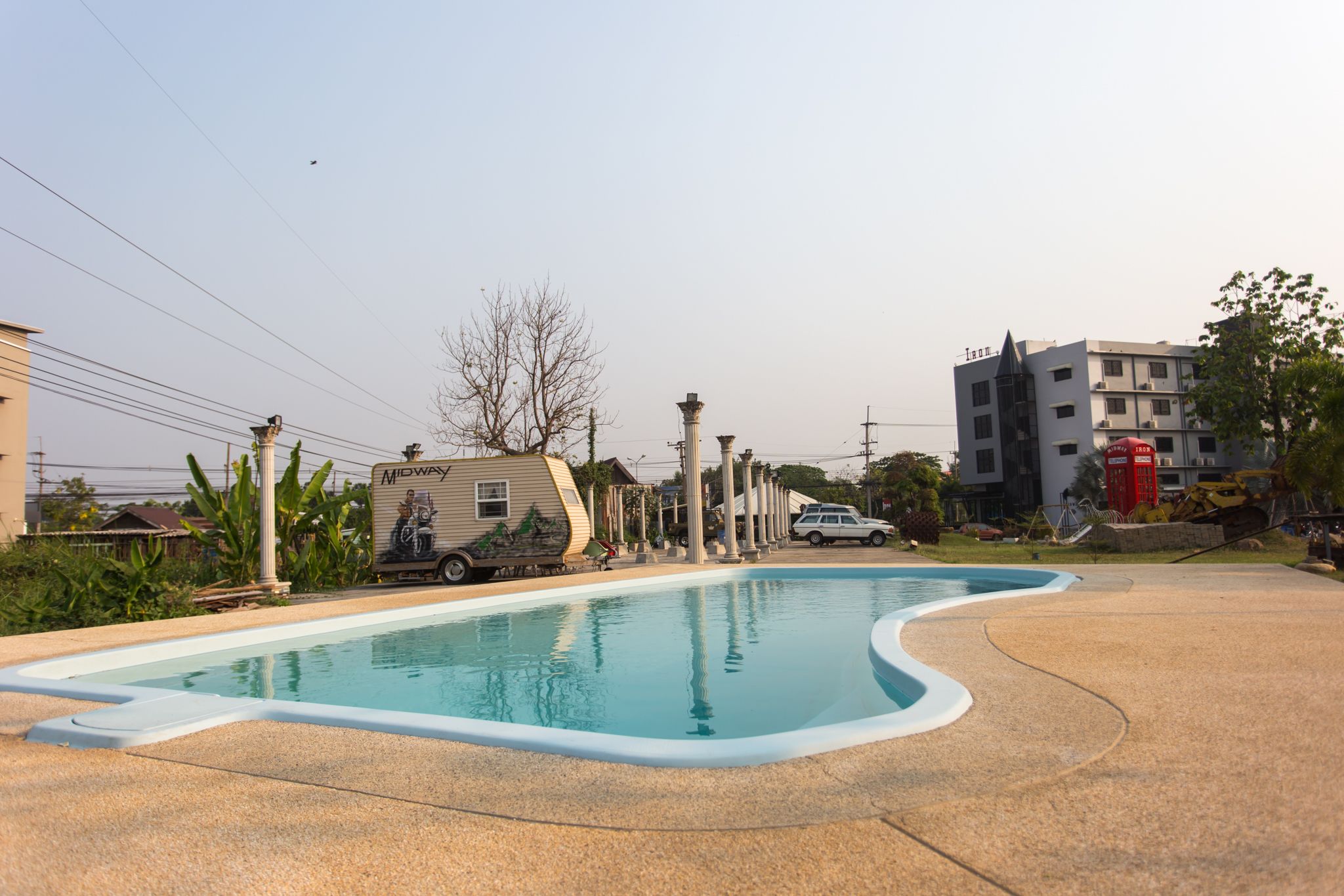 حمّام سباحة خارجي