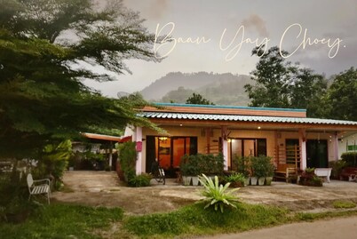 Baan Yaychoey Kiriwong