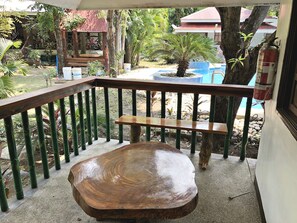 Cottage | Terrace/patio - The Pelican's Resort (Lian)