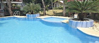 The Pelican's Resort