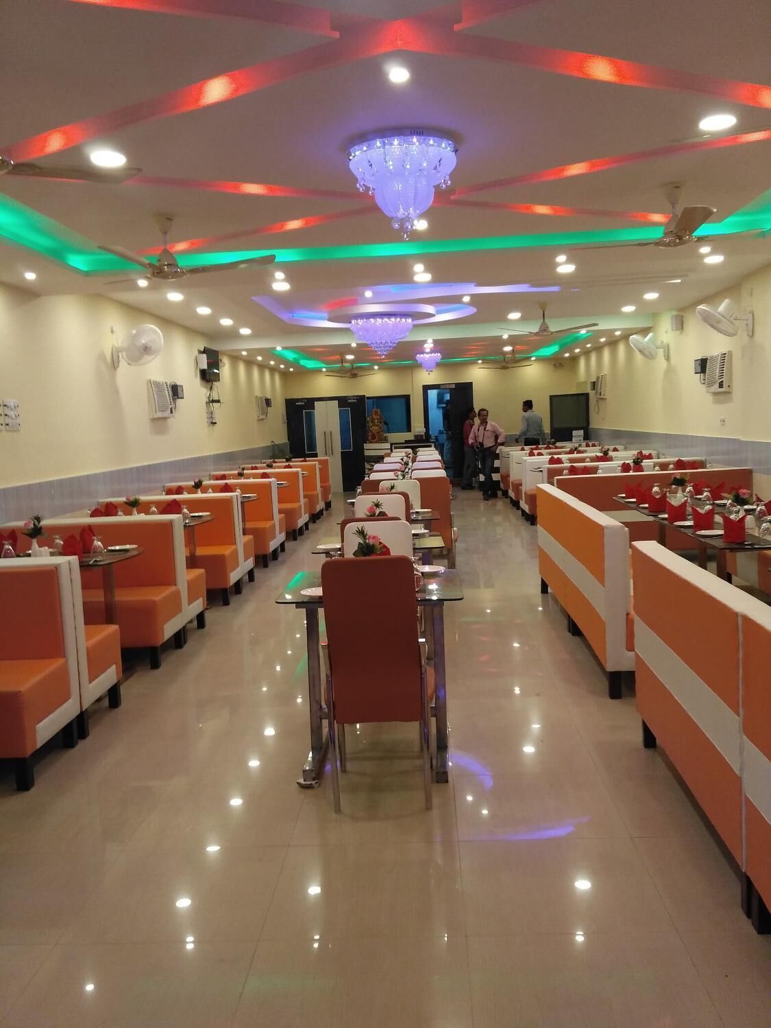 Banquet hall