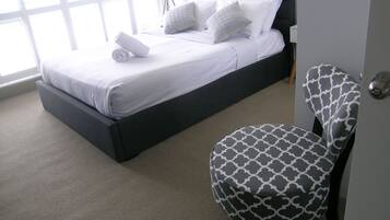 Apartment, 1 Bedroom | Individually furnished, desk, iron/ironing board, free WiFi
