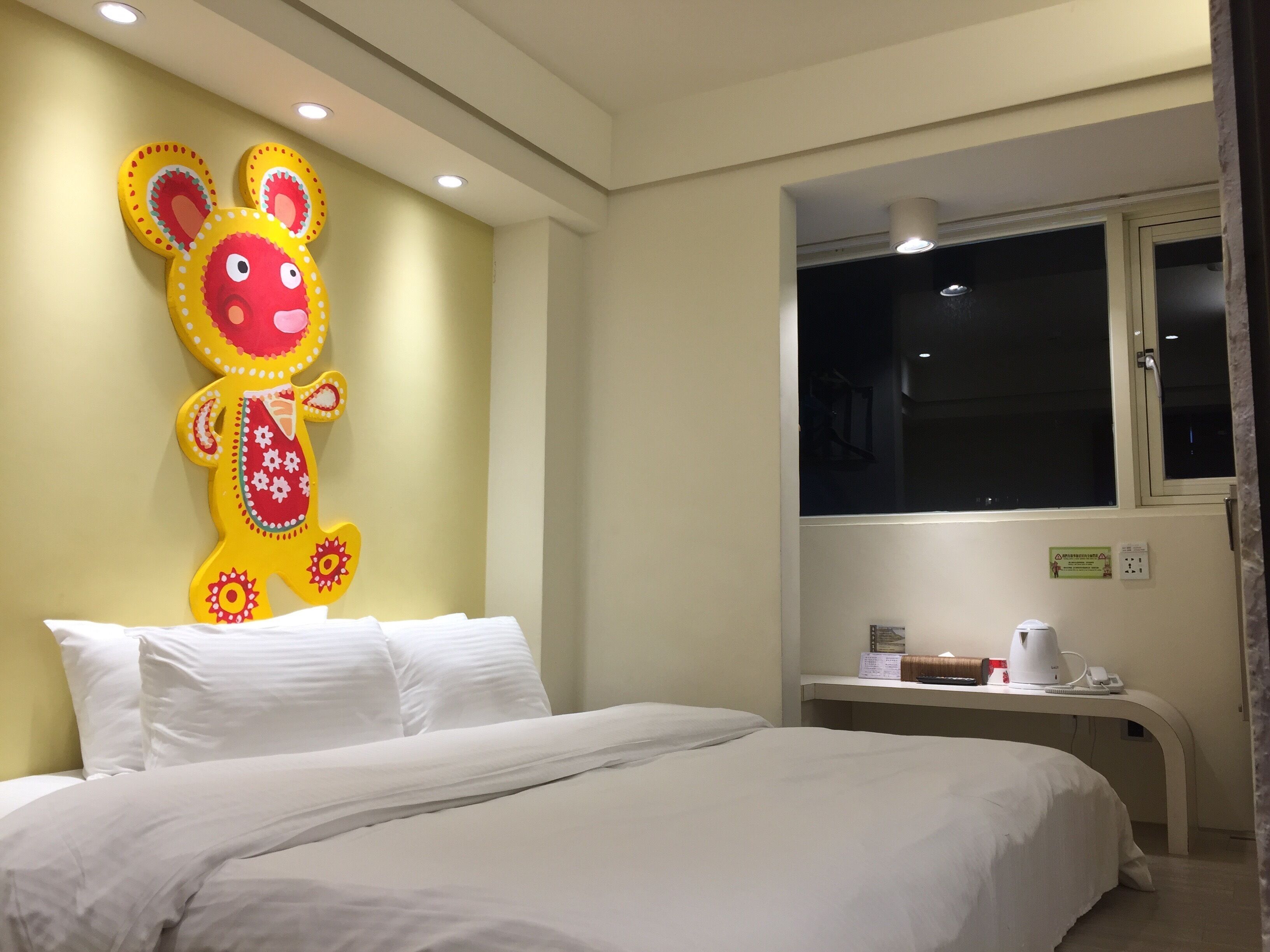 elite double room, 1 queen bed, balcony, city view | desk, blackout curtains, soundproofing, free wifi