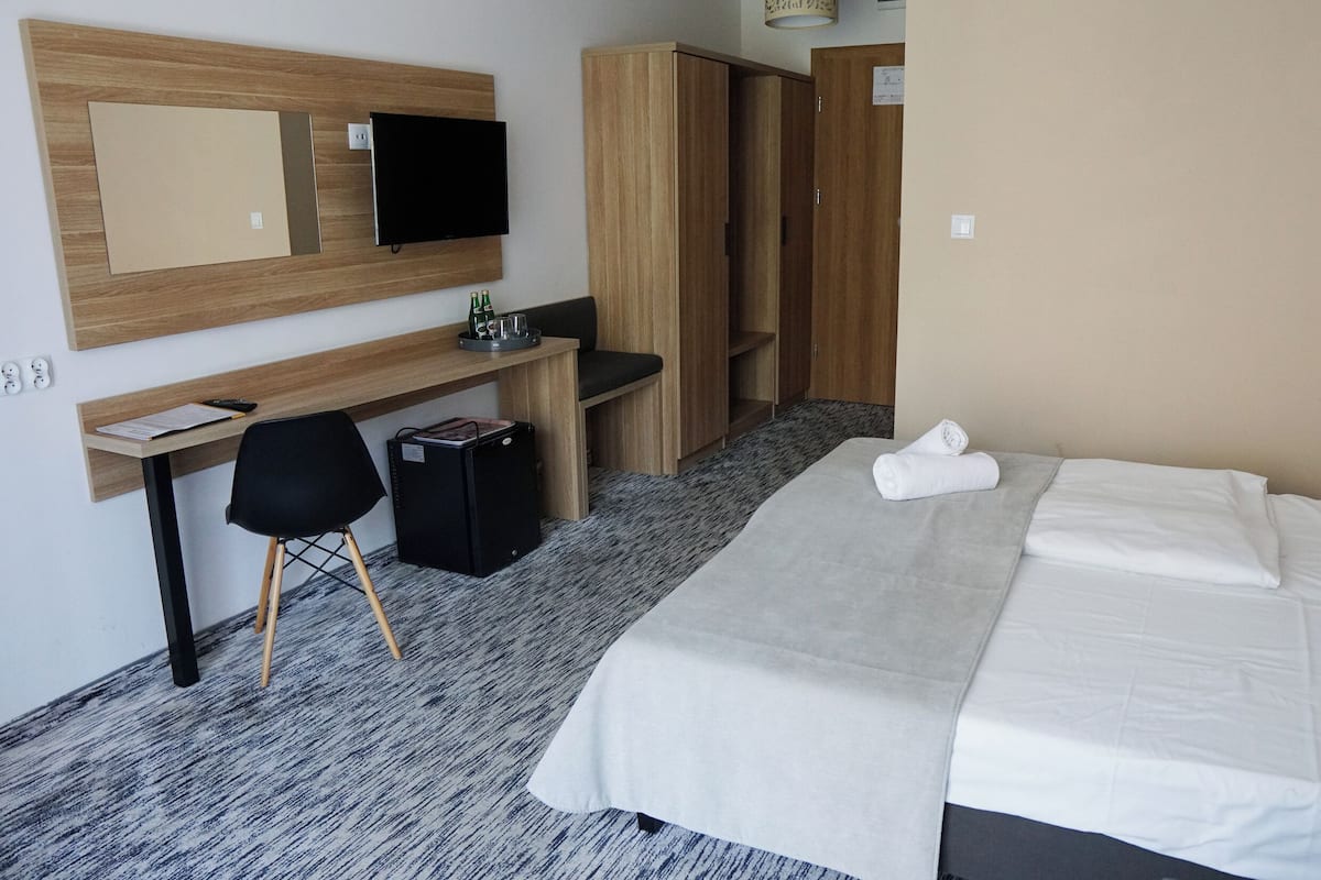 1 Schlafzimmer, Schreibtisch, Bügeleisen/Bügelbrett, kostenloses WLAN