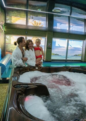 Indoor pool - Wydma Resort (Trzebiatow)