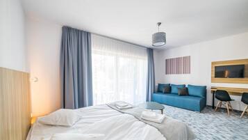 Schreibtisch, Bügeleisen/Bügelbrett, kostenloses WLAN, Bettwäsche