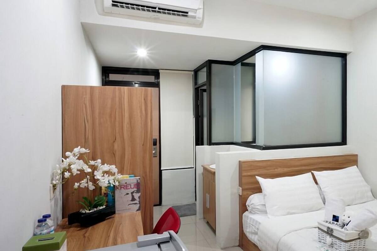 Deluxe Room | Desk, free WiFi, bed sheets