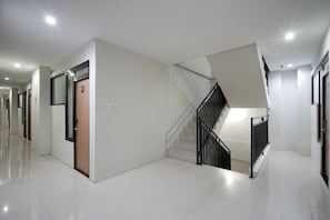 Deluxe Room | Terrace/patio - D'Paragon Karang Malang (Depok)