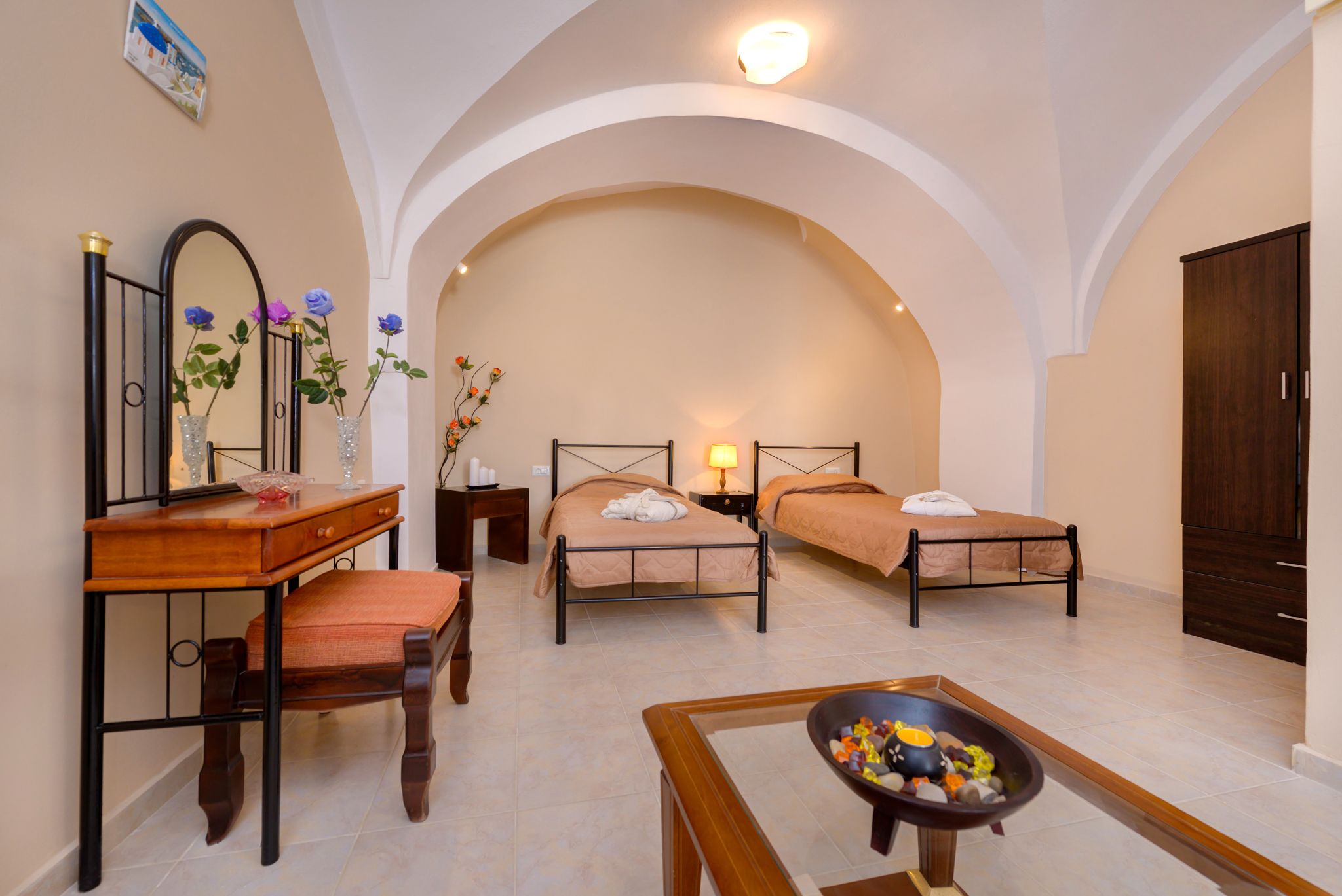 舒适开间套房, 多张床, 简易厨房, 城市景观 | 客房景观