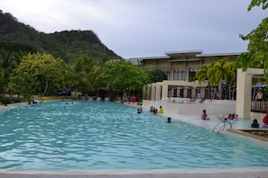 3 outdoor pools