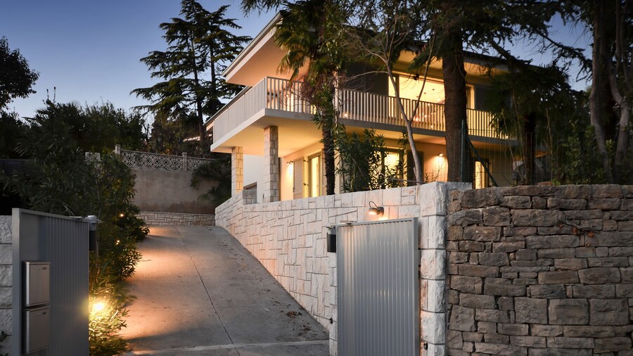 Forgotten Garden Villa