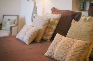 Habitació Deluxe (Roussillon) | Roba de llit d'alta qualitat i decoració individual 