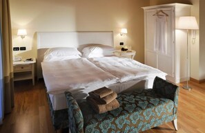 Minibar, in-room safe, desk, free WiFi - Dependance Lipa (Trieste)