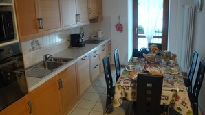 Apartamento, 2 habitaciones | Cocina privada