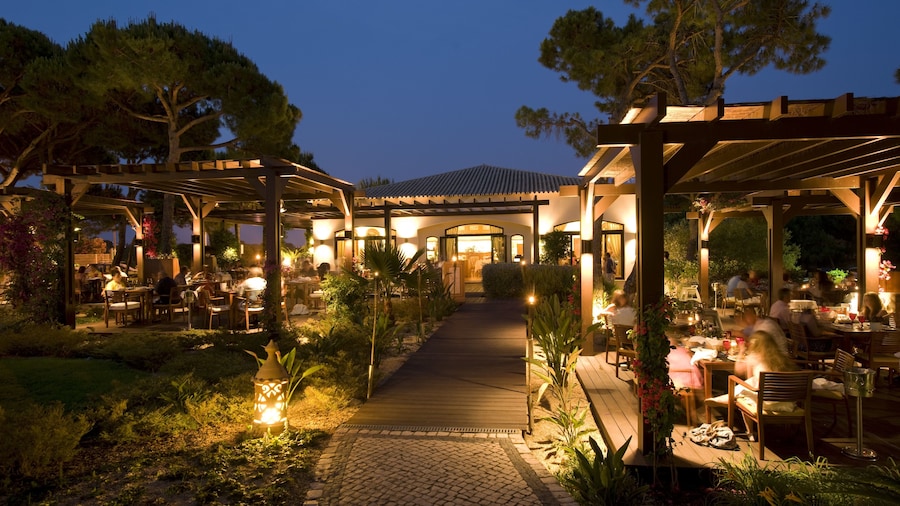 Pine Cliffs Gardens