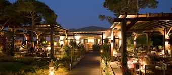 Pine Cliffs Gardens