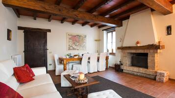 Televisión de pantalla plana