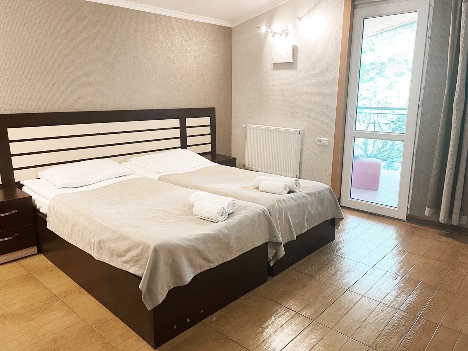 standard double room, balcony | iron/ironing board, free wifi, bed sheets
