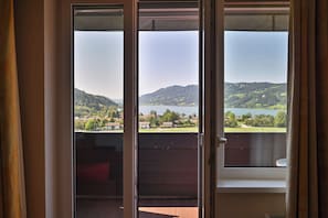 Deluxe Double Room, Balcony, Lake View