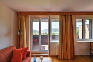 Deluxe Double Room, Balcony, Lake View | Living area - Rothenfels Panorama Hotel (Immenstadt im Allgaeu)