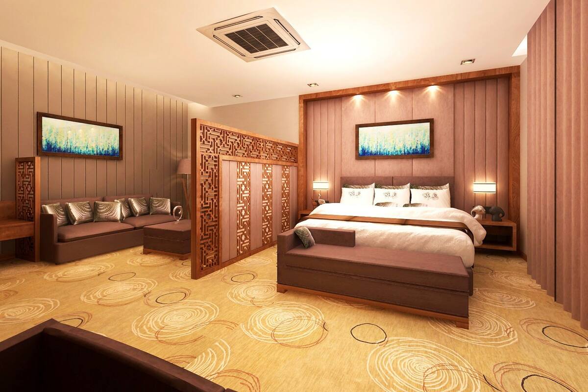 Suite Mewah, 1 Tempat Tidur King | Seprai premium, brankas, meja kerja, dan kedap suara
