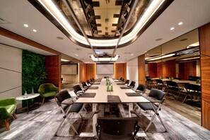 Meeting facility - Sky hotel (Belgrade)
