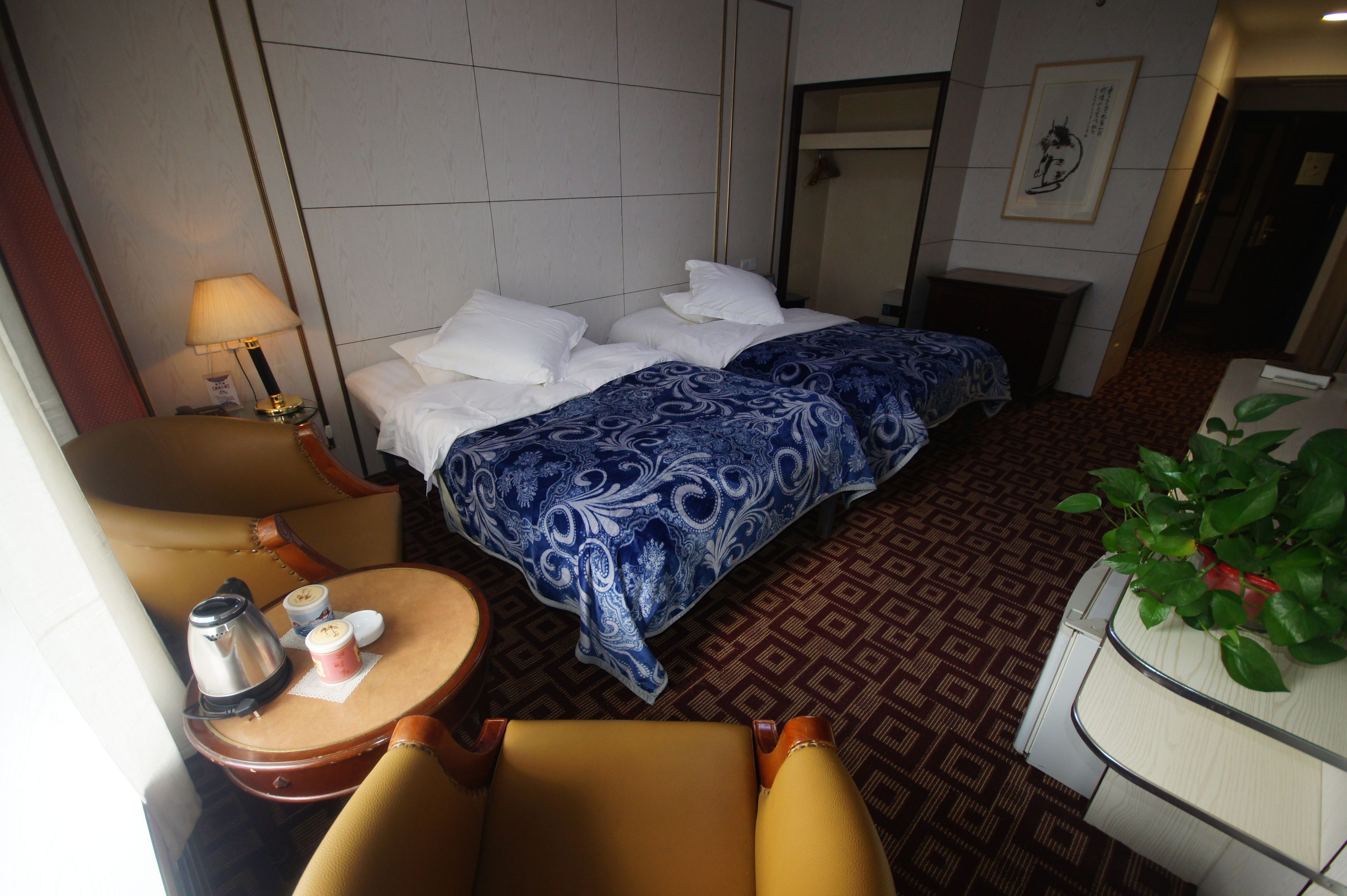 Standard Twin Room | Desk, blackout drapes, free WiFi