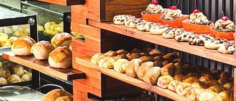 Free daily buffet breakfast