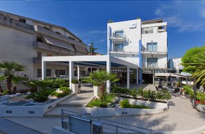 Exterior - Hotel Antares (Alba Adriatica)