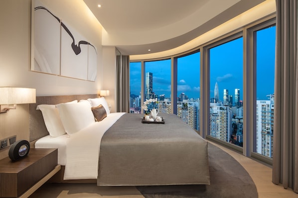 In-room safe, desk, blackout curtains, soundproofing - Ascott Raffles City Shenzhen (Shenzhen)