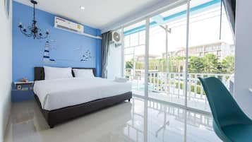 Blackout drapes, free WiFi, bed sheets