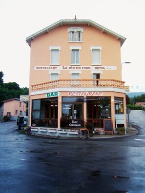 Entrée de l’hébergement