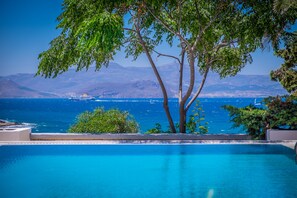 Villa, 5 Bedrooms, Private Pool | Terrace/patio - Montana Villa (Naxos)