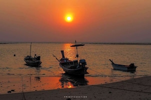 ชายหาด