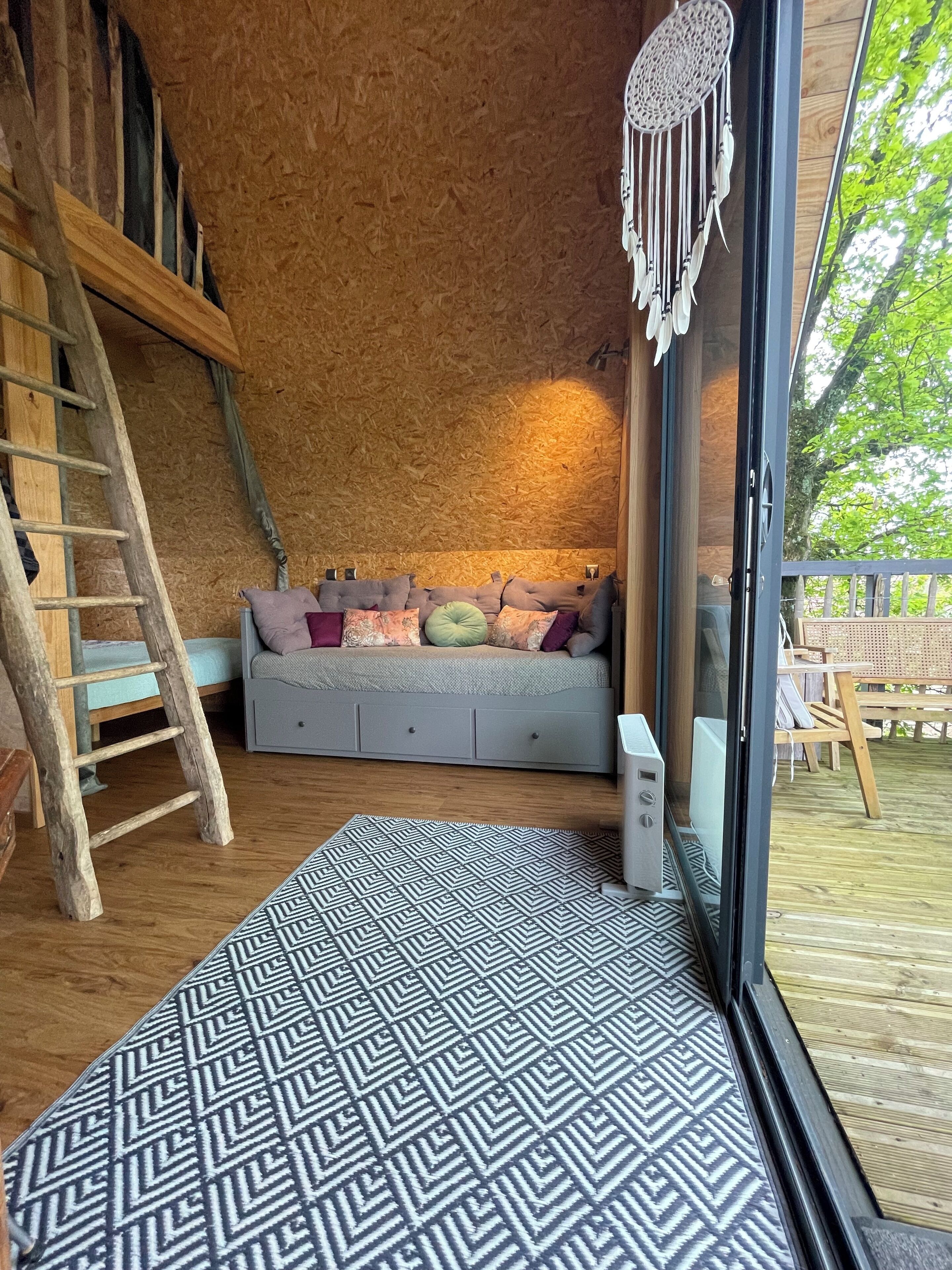 Egyptian cotton sheets, premium bedding, individually decorated