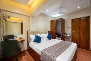Deluxe Double Room | 1 bedroom, soundproofing, free WiFi, bed sheets