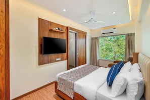 Deluxe Triple Room | View from room