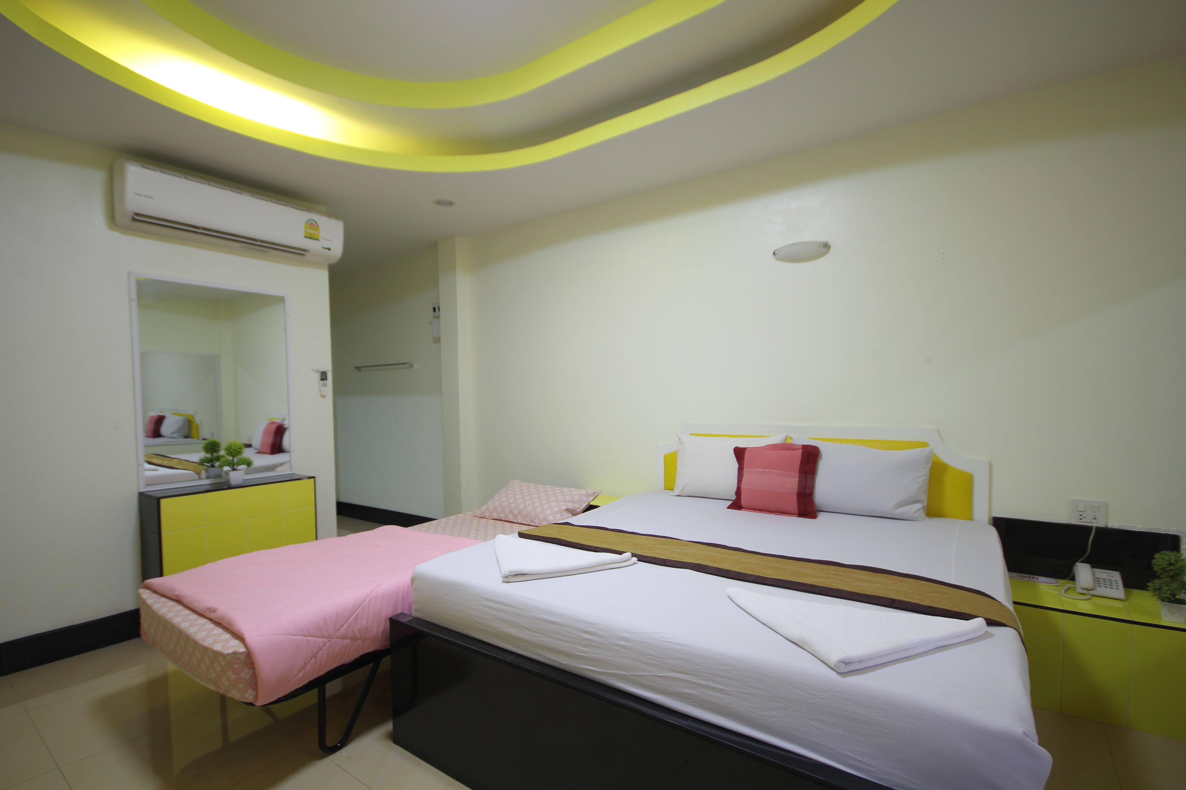 standard double room (resort zone) | 1 bedroom, blackout curtains, free wifi