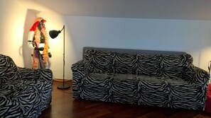 Comfort Penthouse, Multiple Beds, Non Smoking, Garden View | Living area | Flat-screen TV - Villa Cardinal Apartments (Tivoli)
