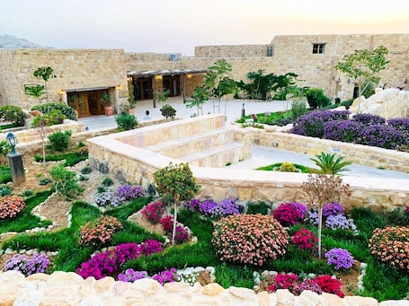 Exterior. Old Village Resort