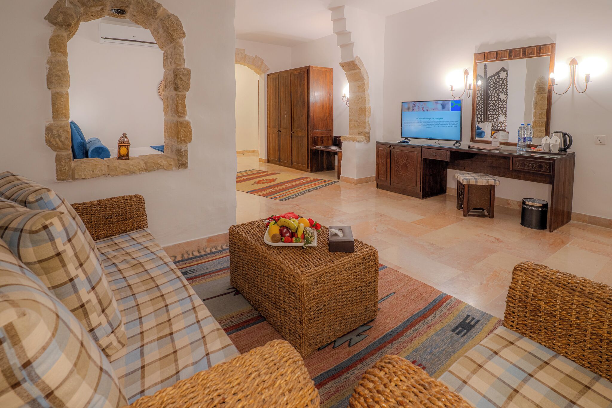 Chambre Double Standard | Articles gratuits dans le mini-bar, coffres-forts dans les chambres